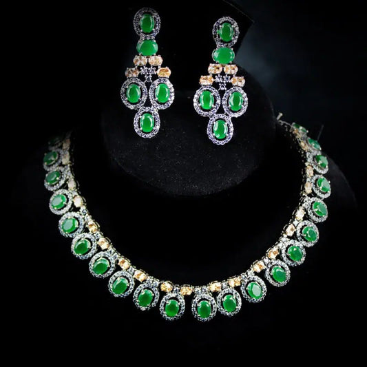 lyas Classic Oval Studded Necklace Set with Green Onyx Silver925